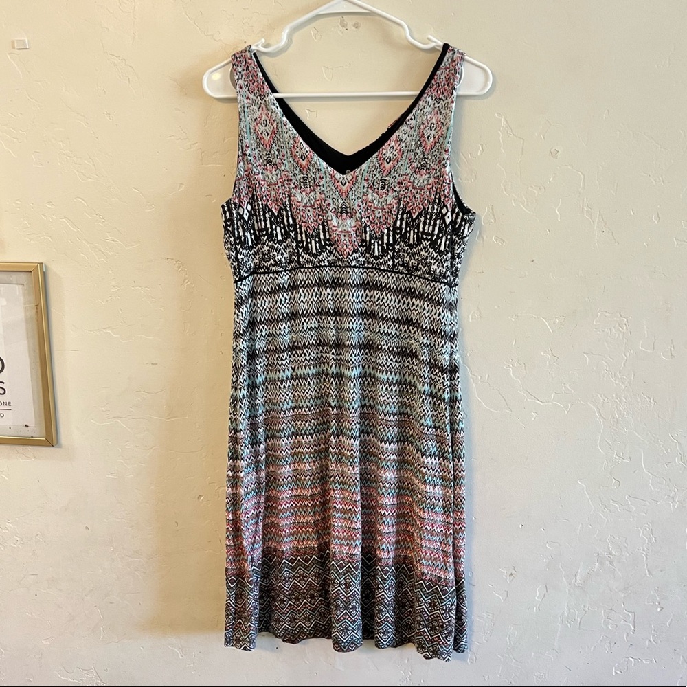 Athleta Black & Blue Printed V Neck Athletic Dress Large